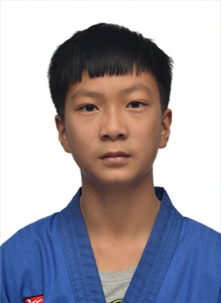 张铭泽